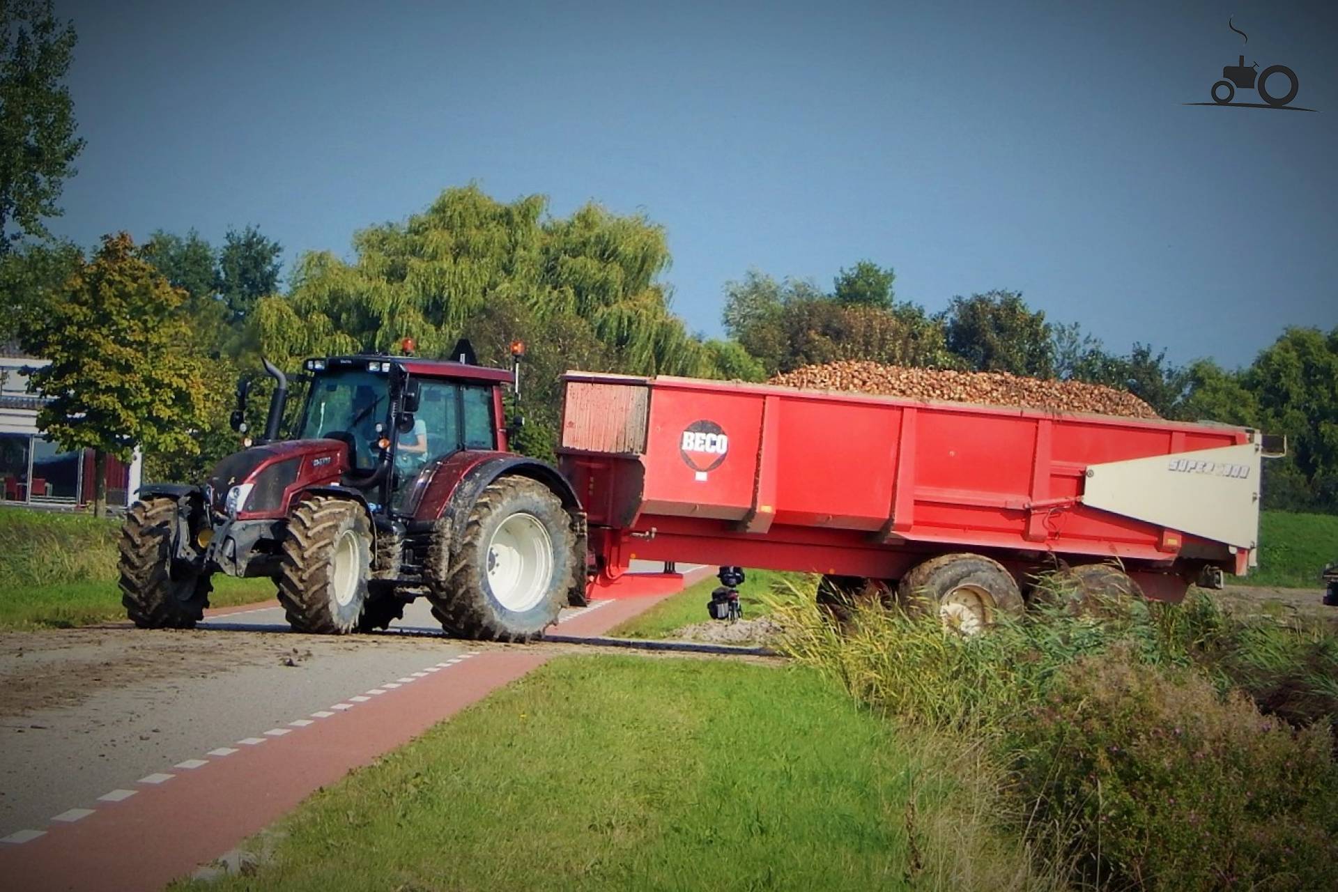 Foto Valtra N-Serie #869202