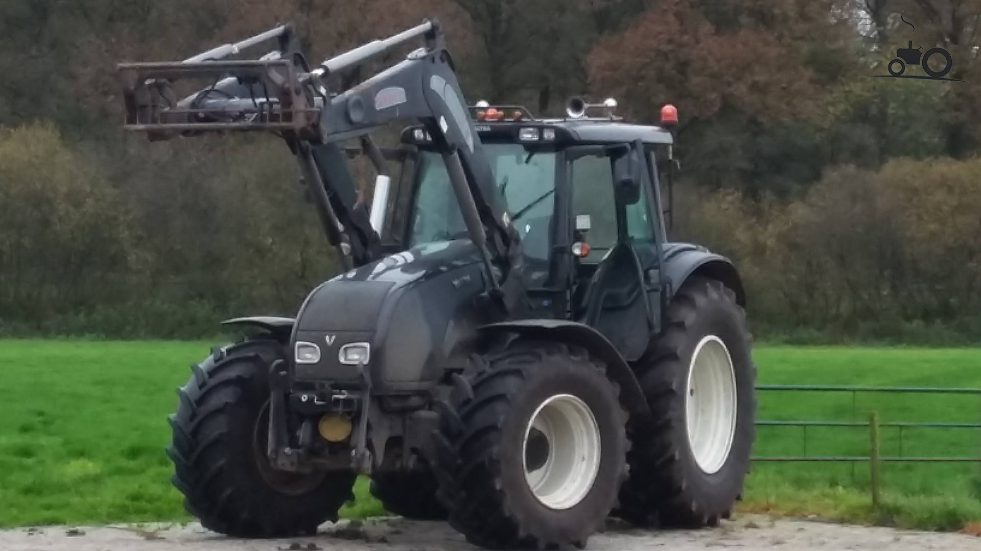 Foto Valtra T151 #943674