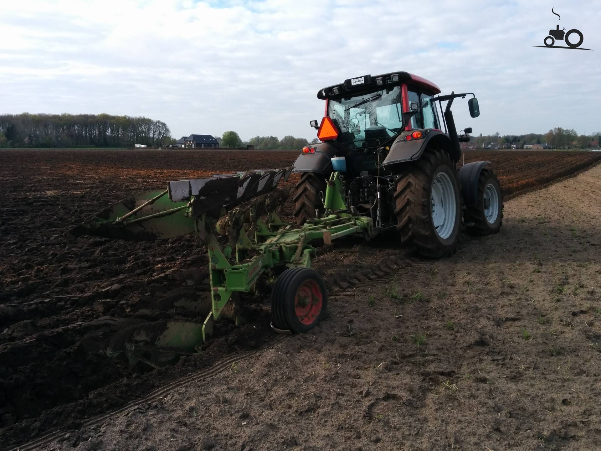Valtra N111 - Latest Updates, Photos & Videos - Page 1