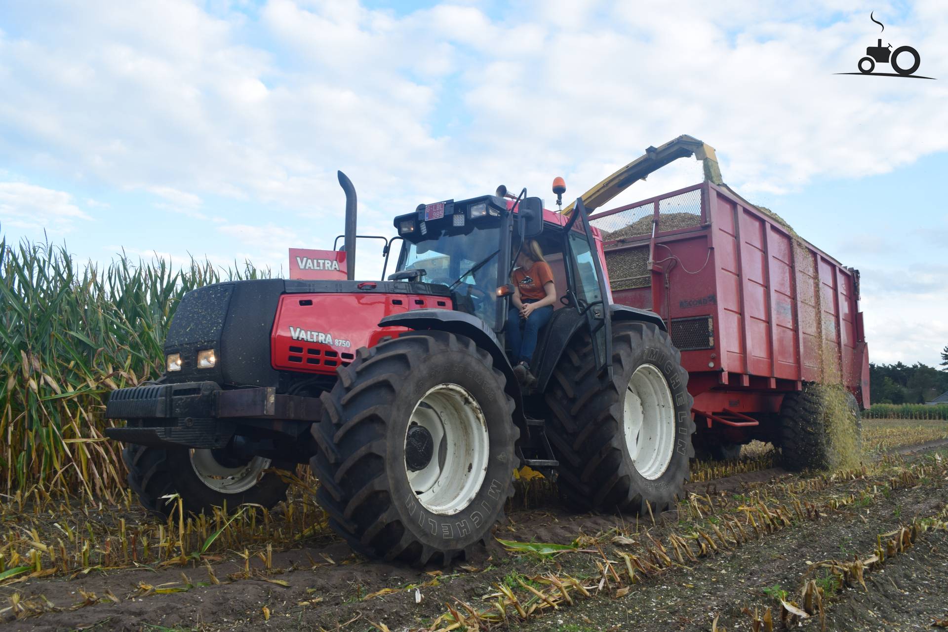 Valtra 8750 Fanclub - Specificaties, Foto's, Reviews & Forum