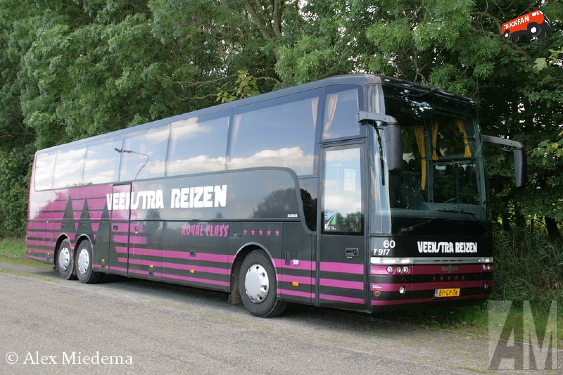 Foto Van Hool T917 Acron Van Veenstra Reizen