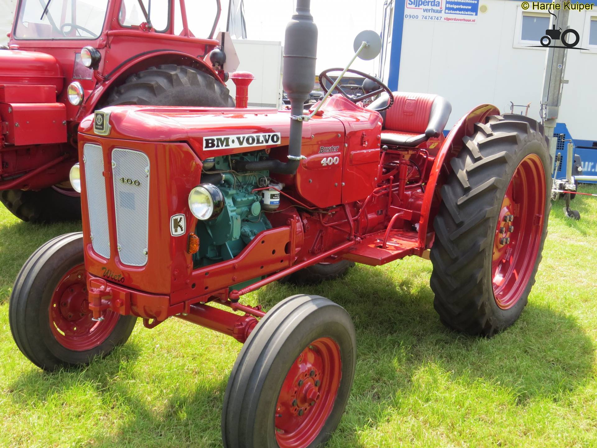 Foto Volvo BM 400 #924995