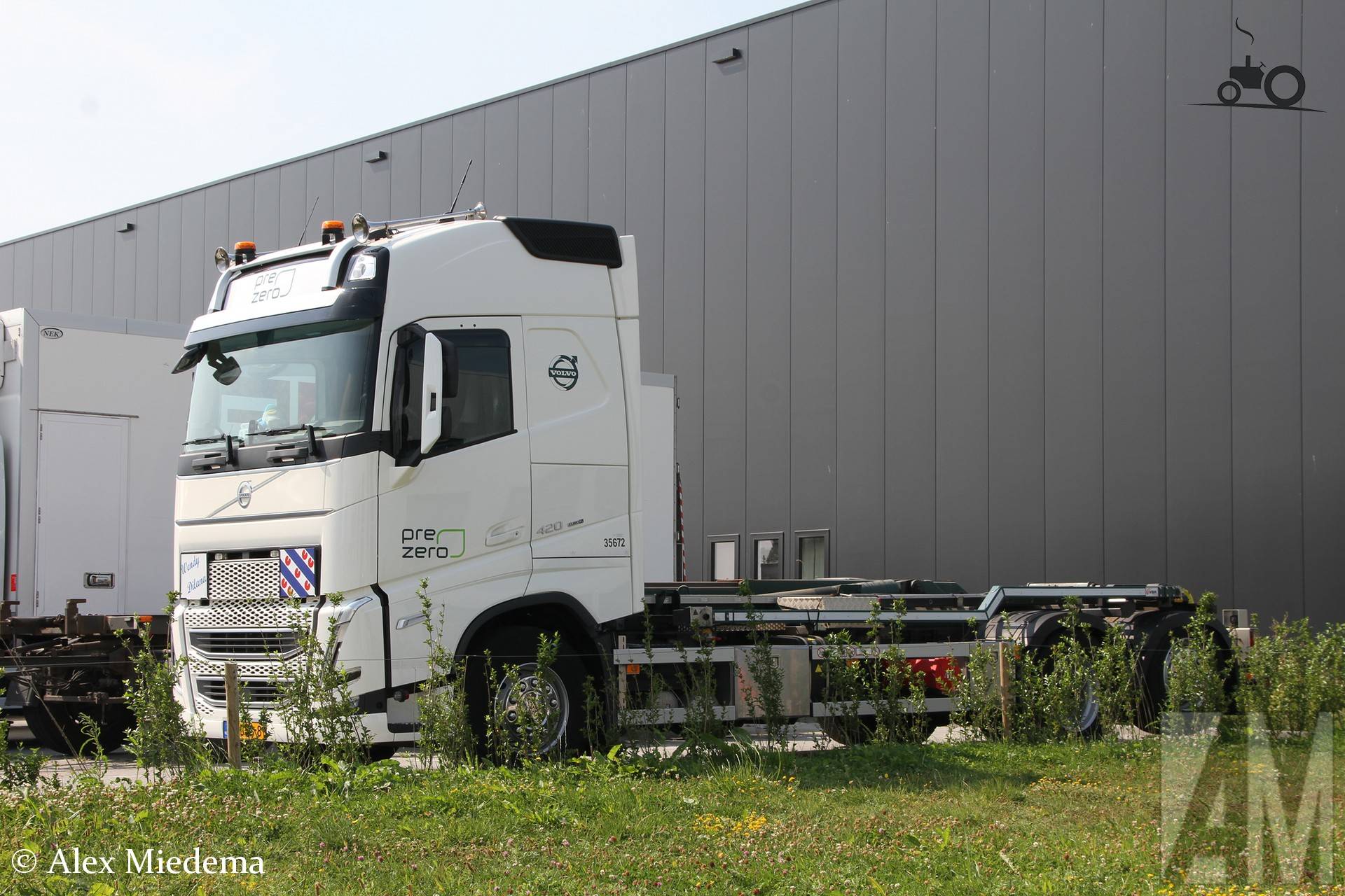 Foto Volvo FH 5th Gen Van PreZero (vh Oa Suez, Sita En BFI)