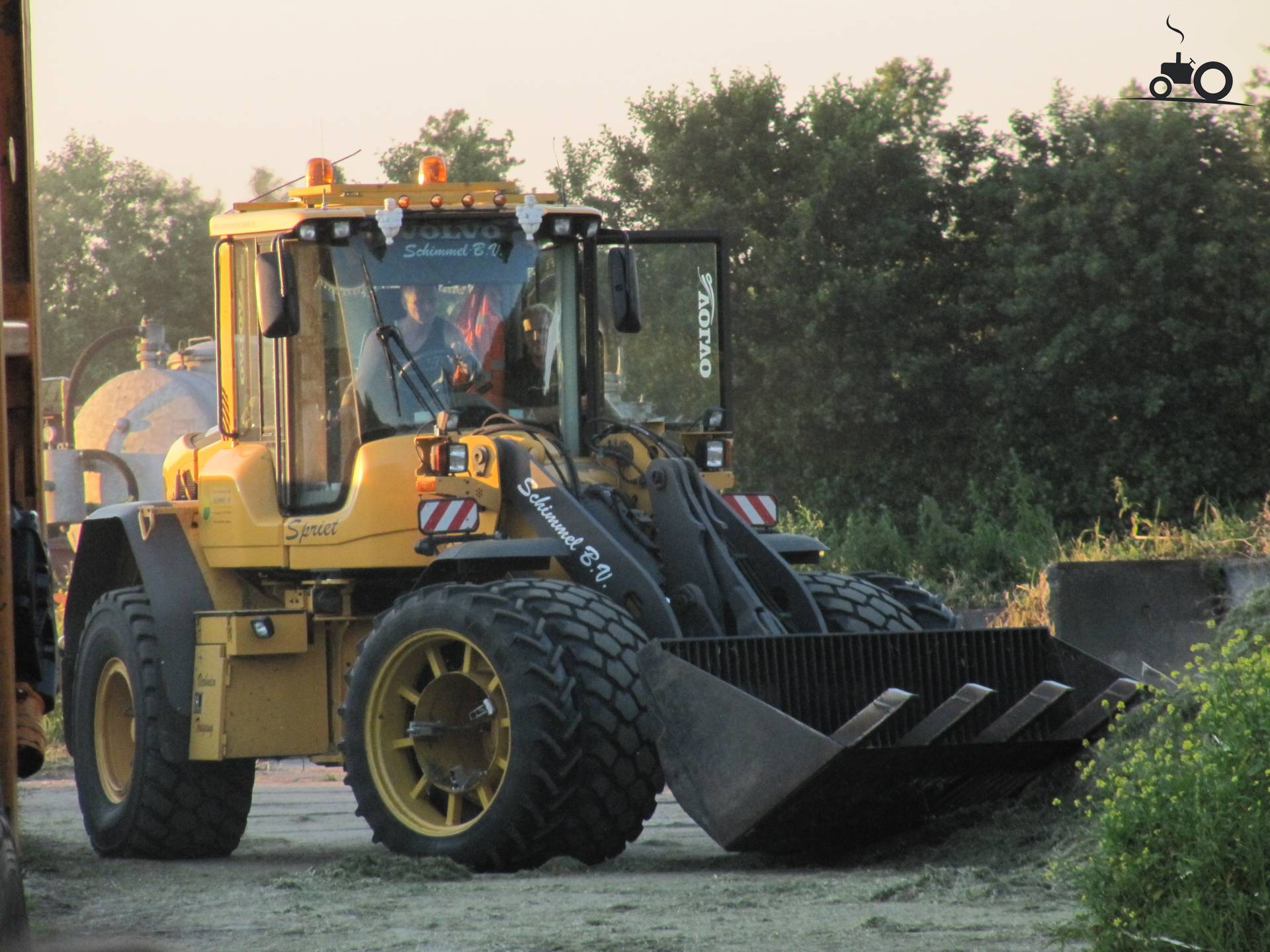 Foto Volvo L60F van Loon-& Grondverzetbedrijf Schimmel Scherpenzeel