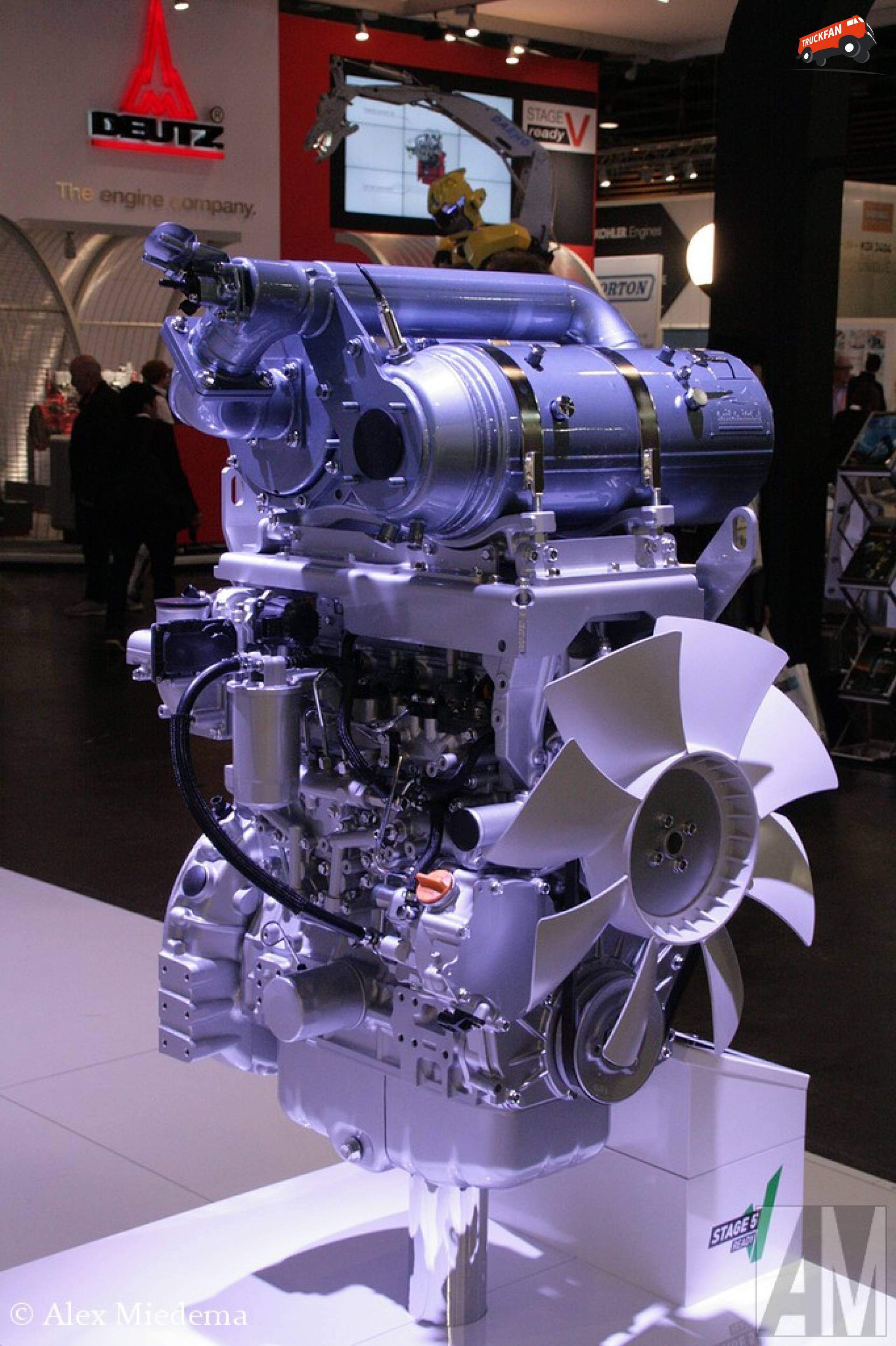 Yanmar motor Fan Club - Specs, Photos, Reviews & Forum