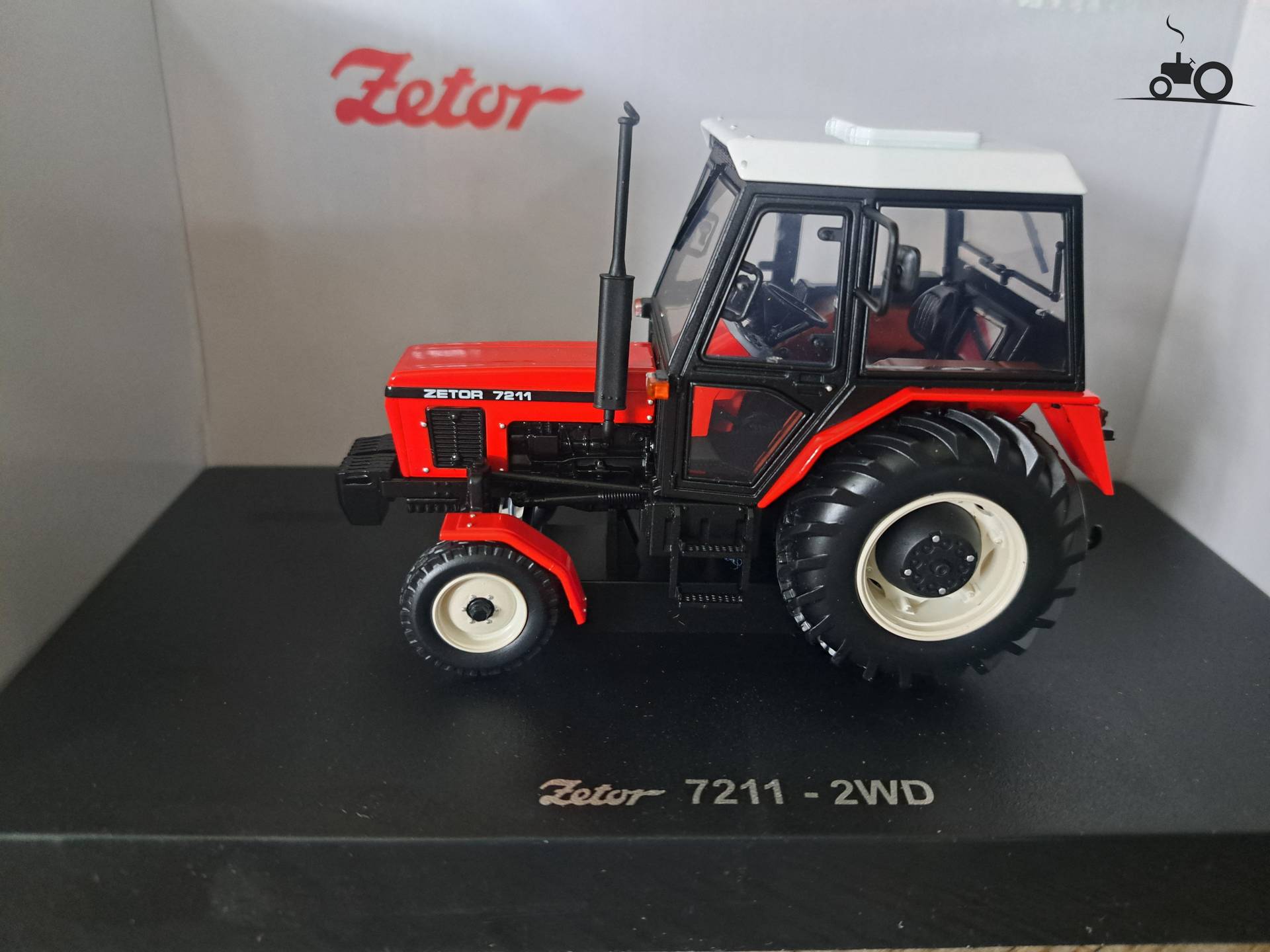 Zetor 7211