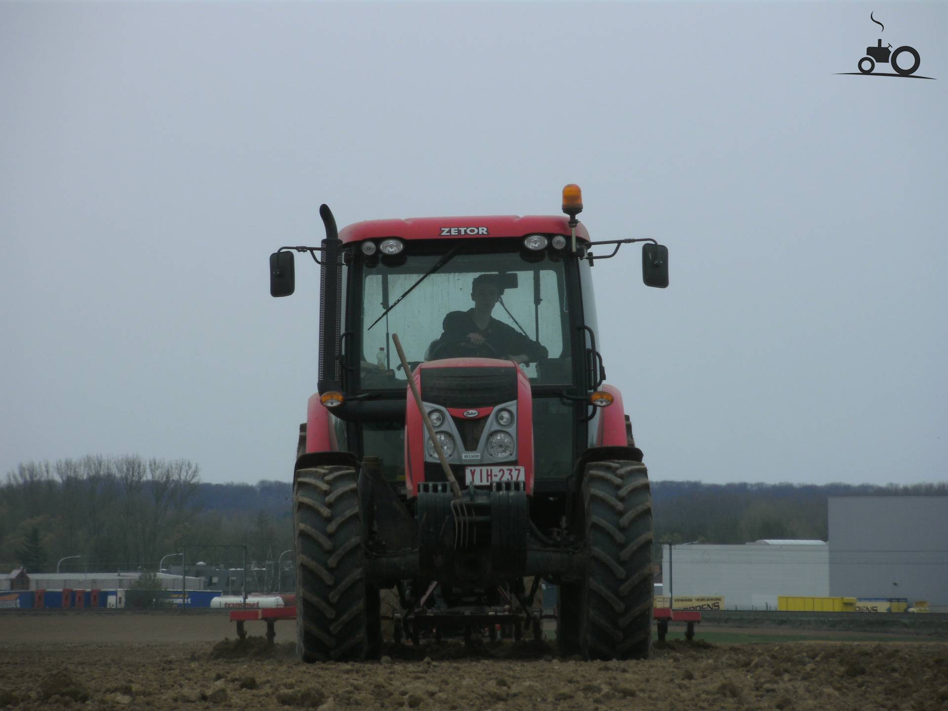 Zetor Proxima 9541 - Nachrichten, Fotos & Videos - Seite 1
