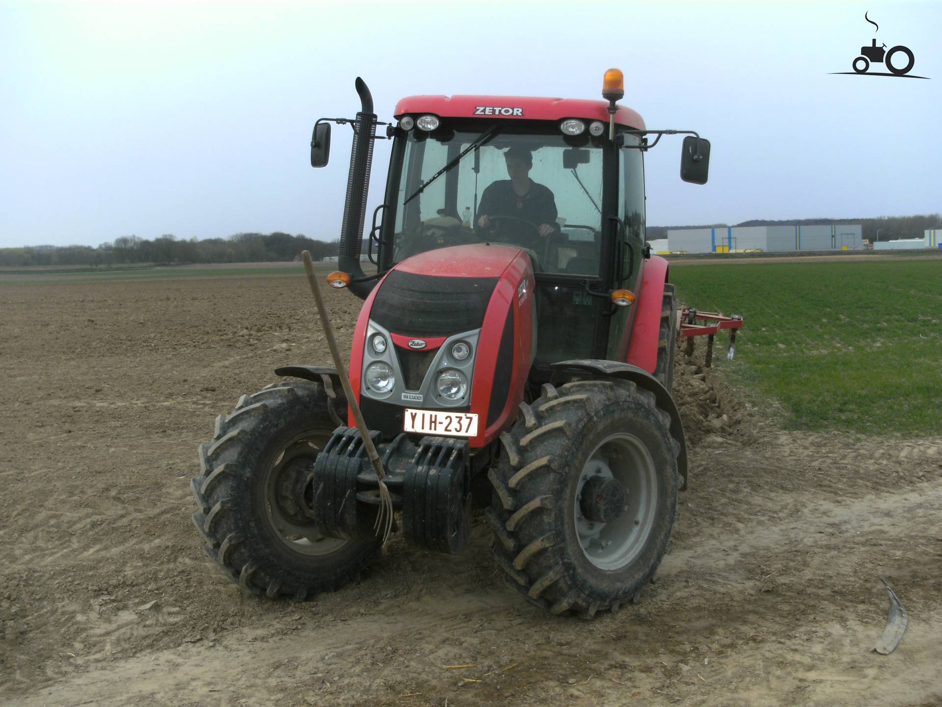 Zetor Proxima 9541 - Nachrichten, Fotos & Videos - Seite 1