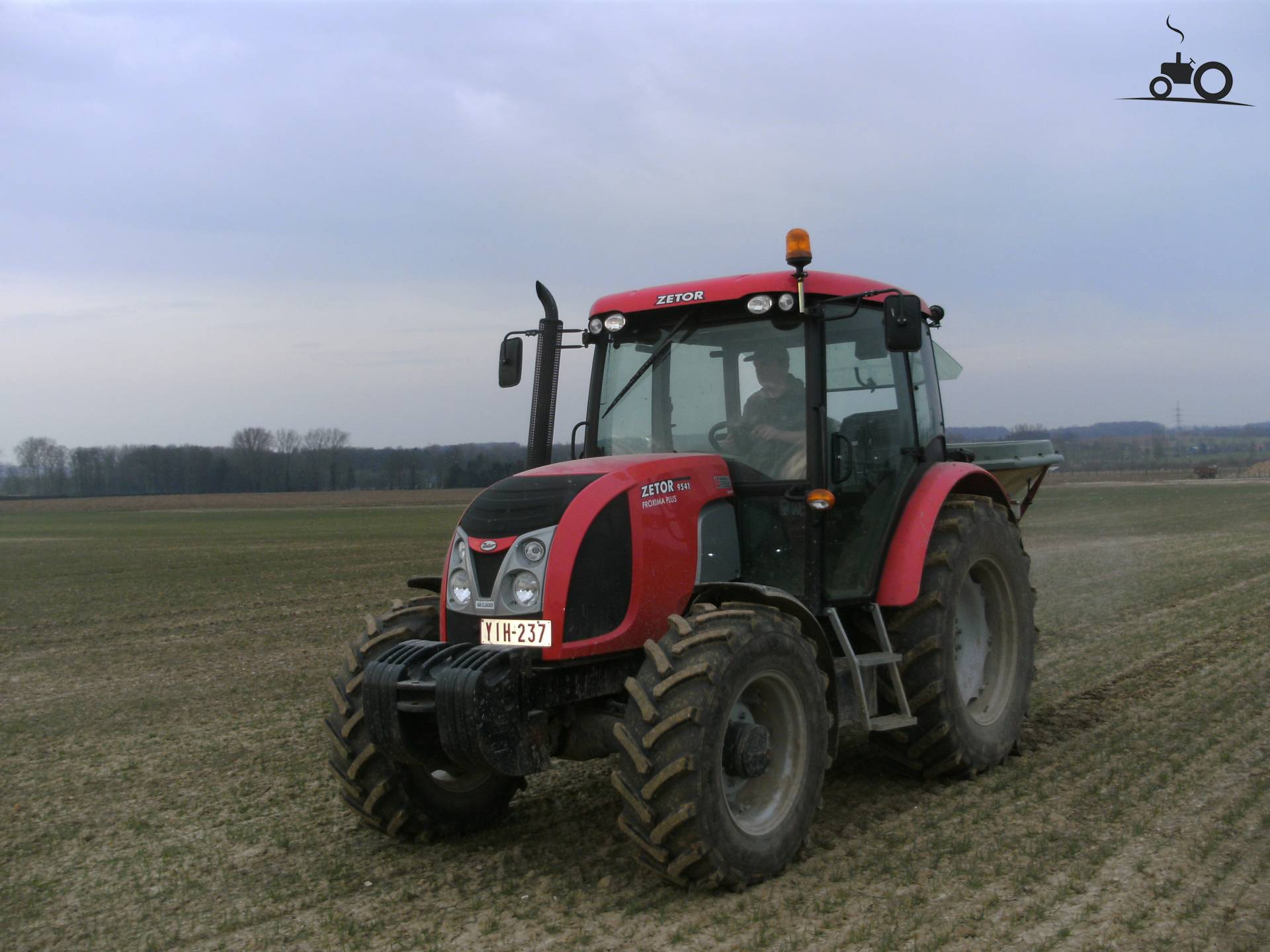 Zetor Proxima 9541 - Nachrichten, Fotos & Videos - Seite 1
