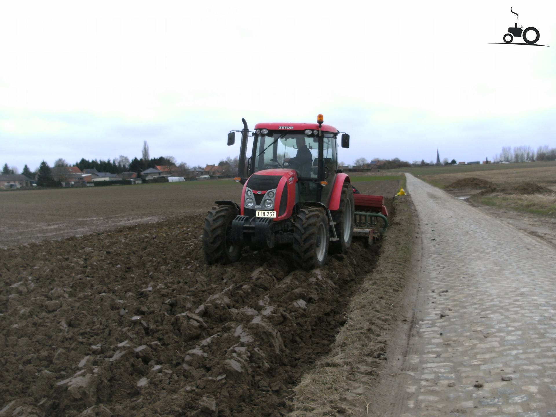 Zetor Proxima 9541 - Nachrichten, Fotos & Videos - Seite 1