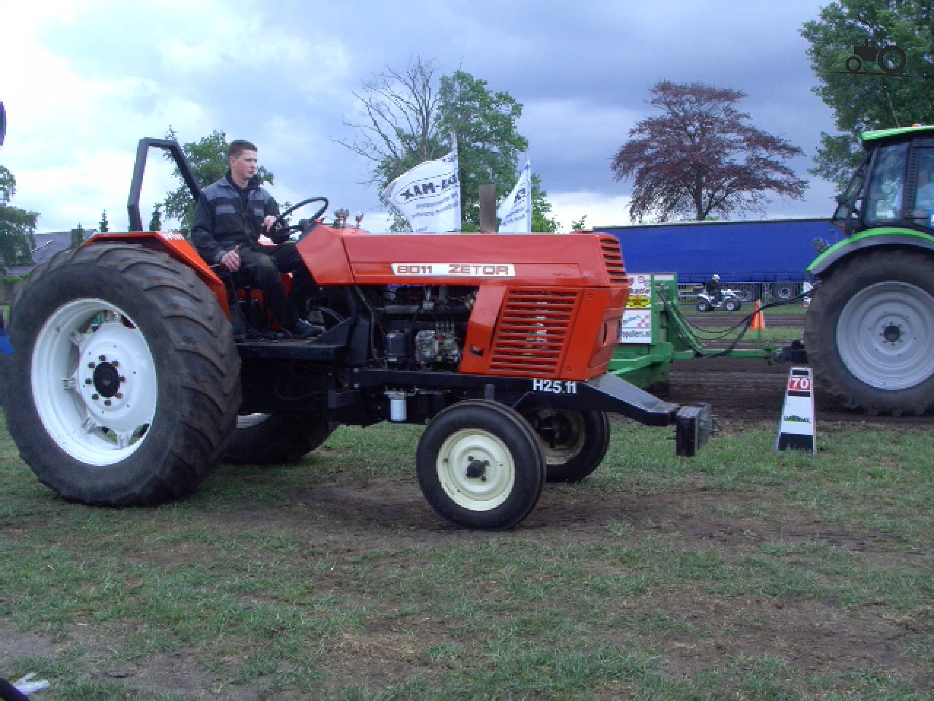 Zetor Crystal 8011 - France - Tracteur image #489898