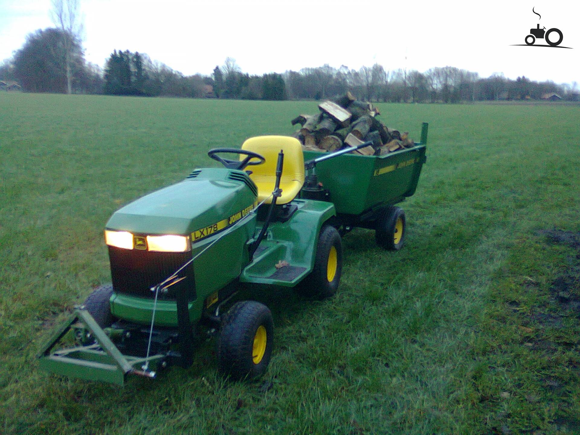 John Deere lx178 Fanclub - Specificaties, Foto's, Reviews & Forum