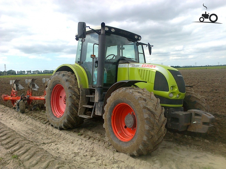 Foto Claas Ares 697 ATZ #672944