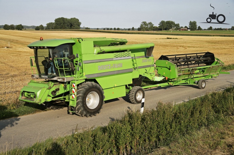 Foto DeutzFahr Combine serie 56 52805