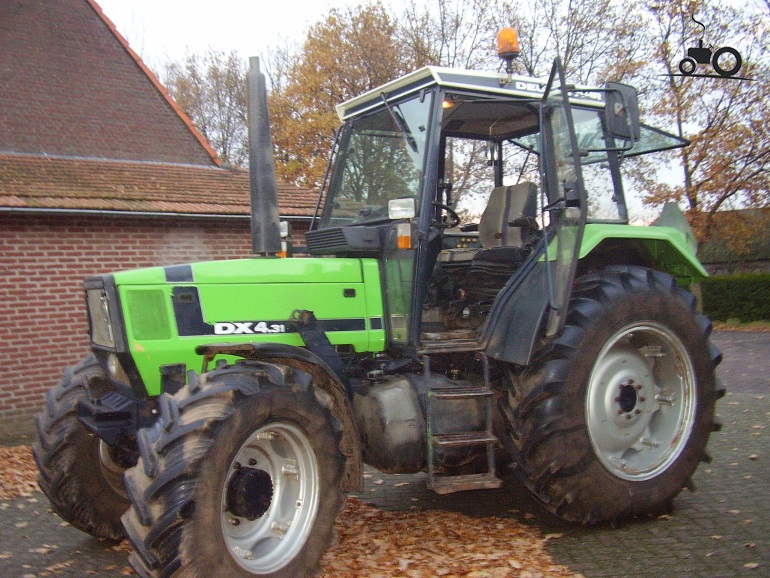 Foto DeutzFahr DX 4.31 85844