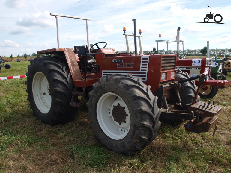 Fiat 680 DT Traktor bilde 681189