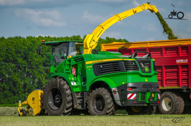 Foto John Deere 9700 Hakselaar Van Loonbedrijf Gebr Bogers