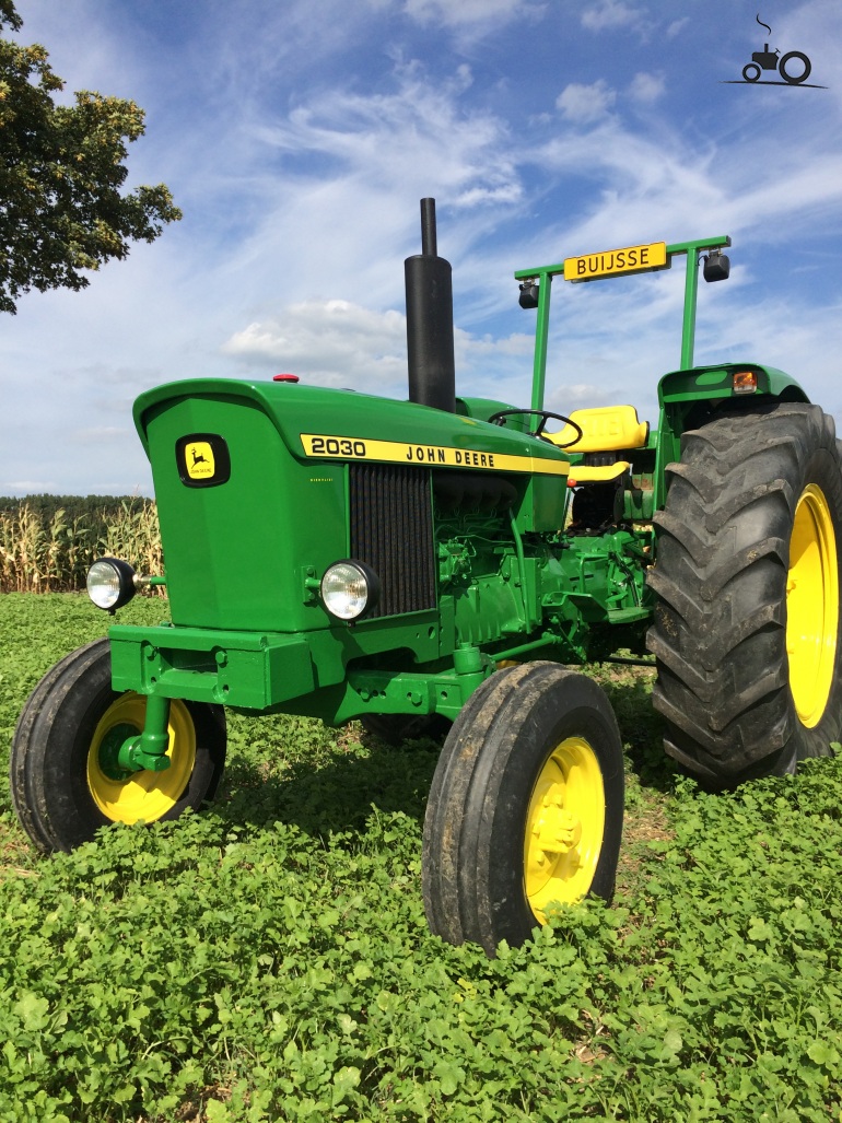 Foto John Deere 2030 #1131012