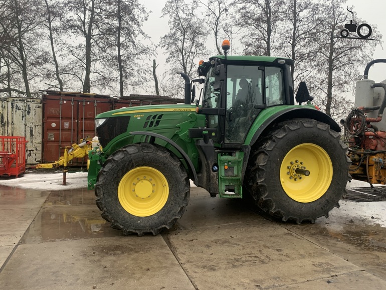 Foto John Deere 6155m 1400233 4158