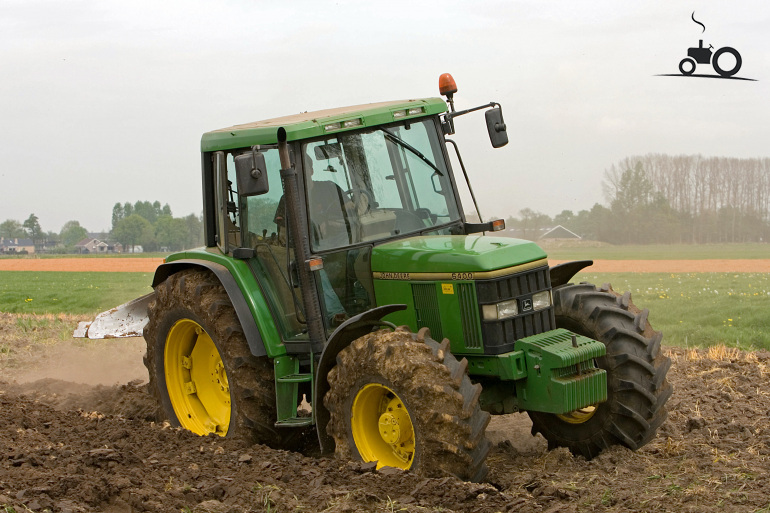 Foto John Deere 6400 1490501