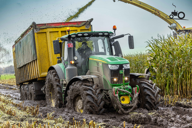 Foto John Deere R