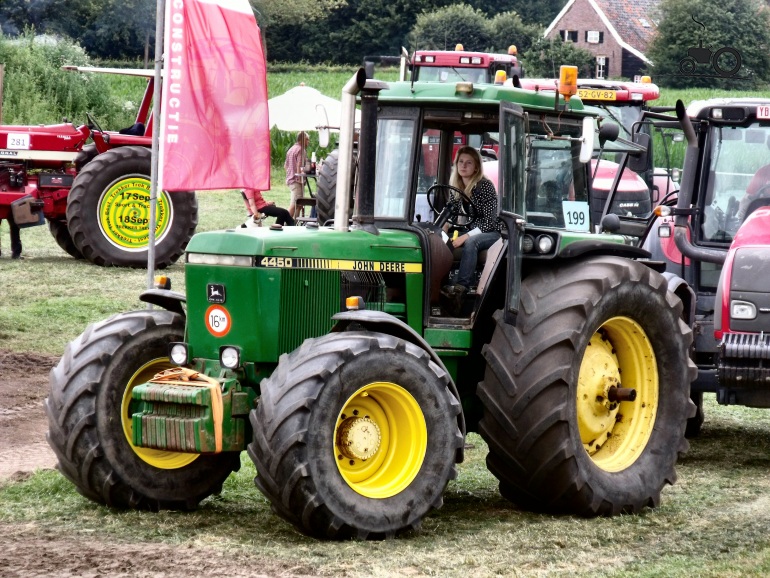 foto-john-deere-4450-515055
