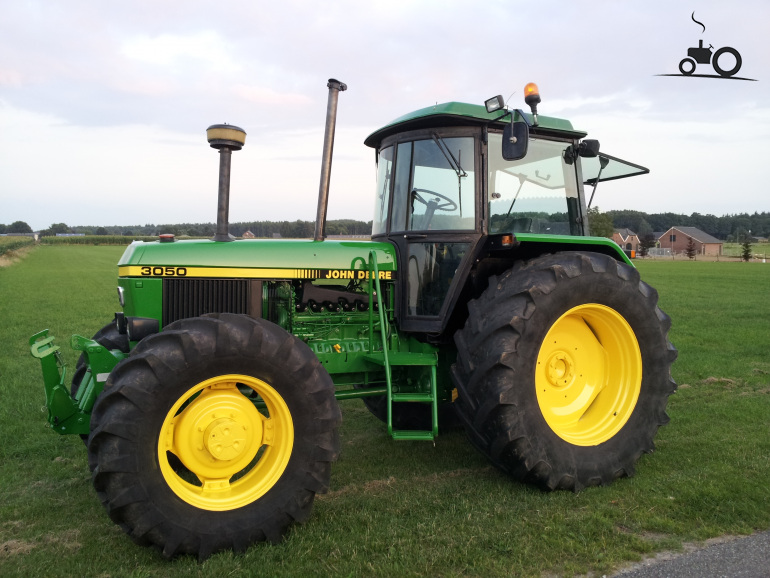 John Deere 3050 - United Kingdom - Tractor picture #753598