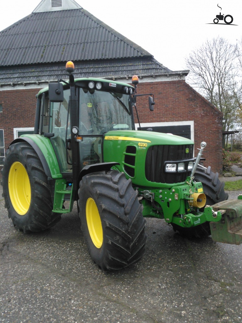 Foto John Deere 6230 Premium Van Smid