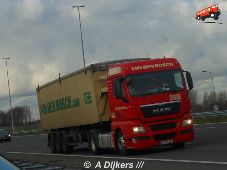 Foto MAN TGS 1st gen van Van den Bosch Transporten B.V.