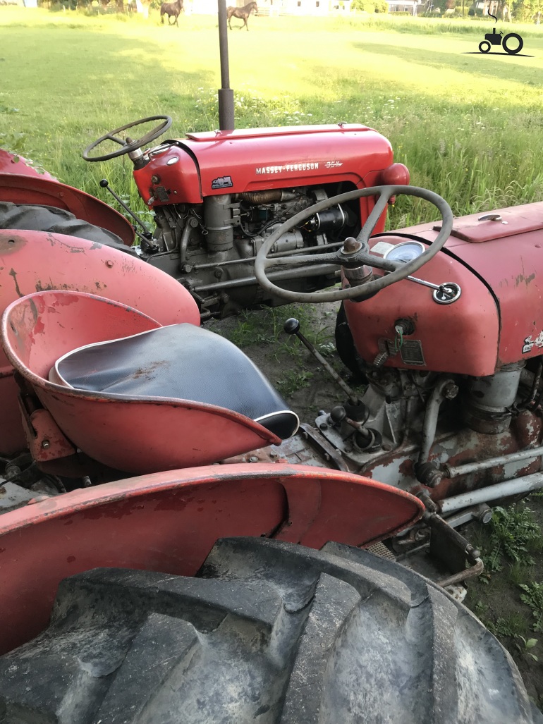 Foto Massey Ferguson 35 X Multipower 1301282