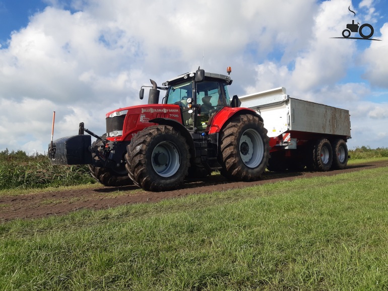 Foto Massey Ferguson 7726 Van Jelle Bijlsma Transportbedrijf Noord Friesland Tnf B V