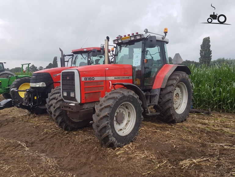 Foto Massey Ferguson 8160 #1433200