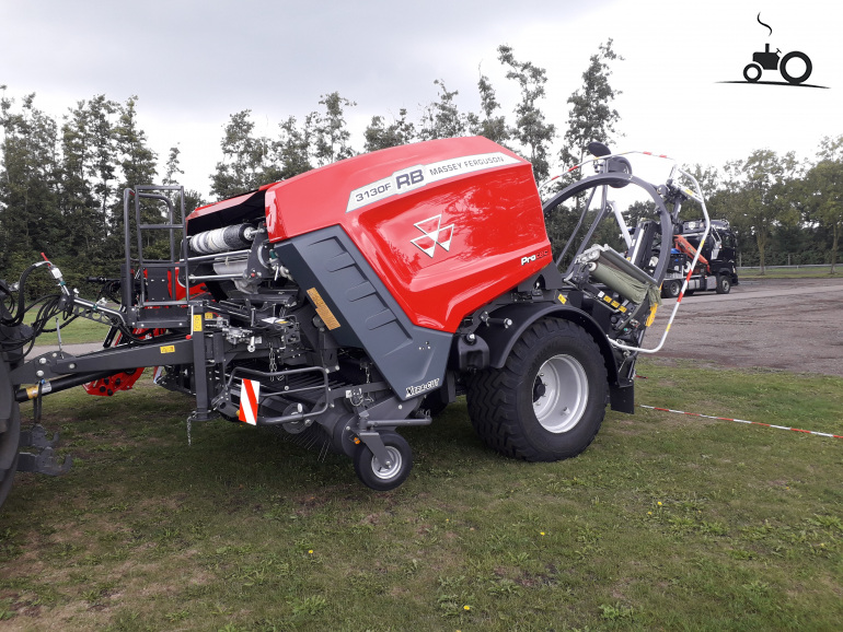 Massey Ferguson 3130f Rb