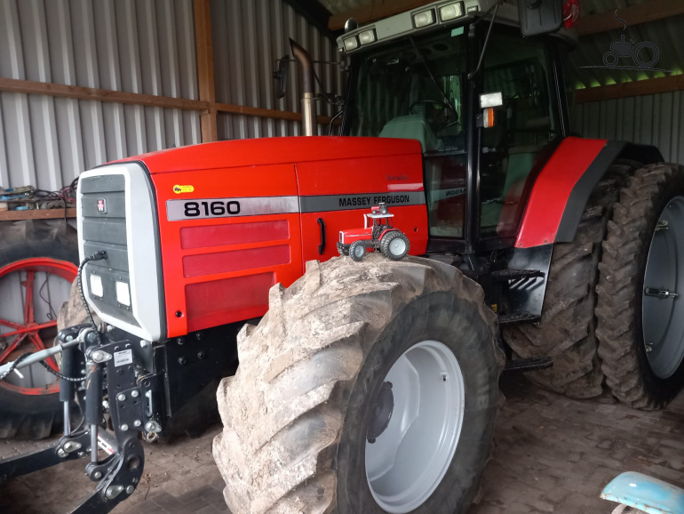 Foto Massey Ferguson 8160 #1515209