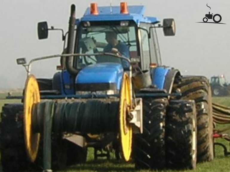 Foto New Holland TM #13580