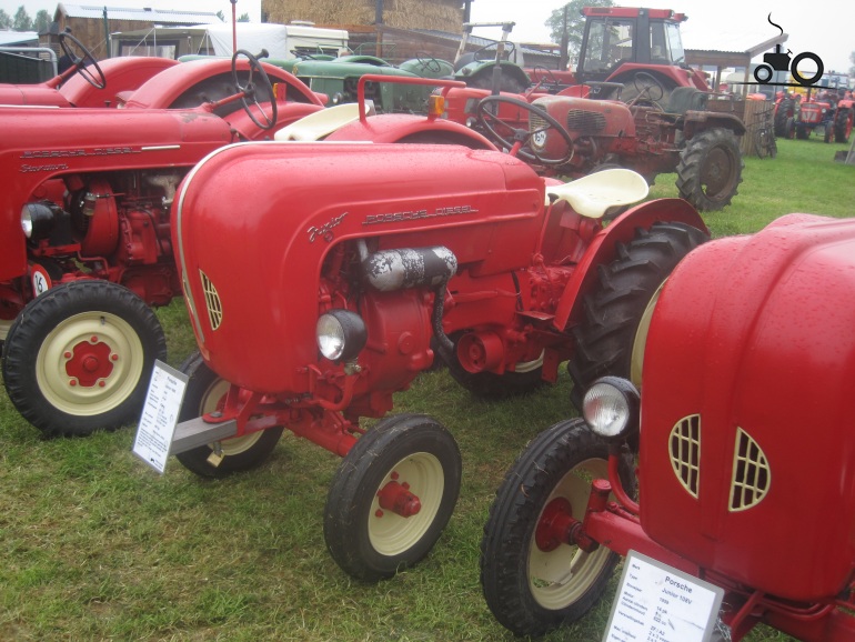 Porsche junior 108