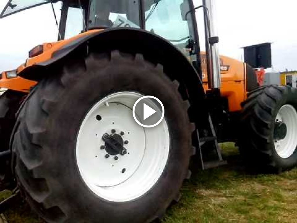 Video Renault Ares 816 RZ