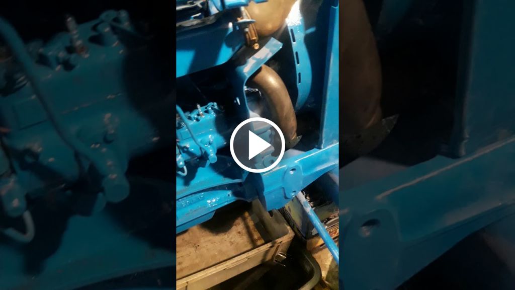Vidéo Ford 4000