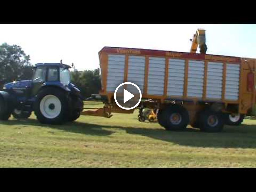 Vidéo New Holland FR 9050