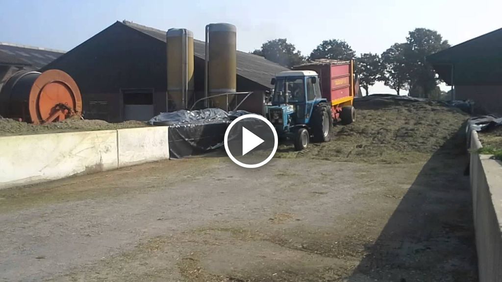 Video Ford 5600