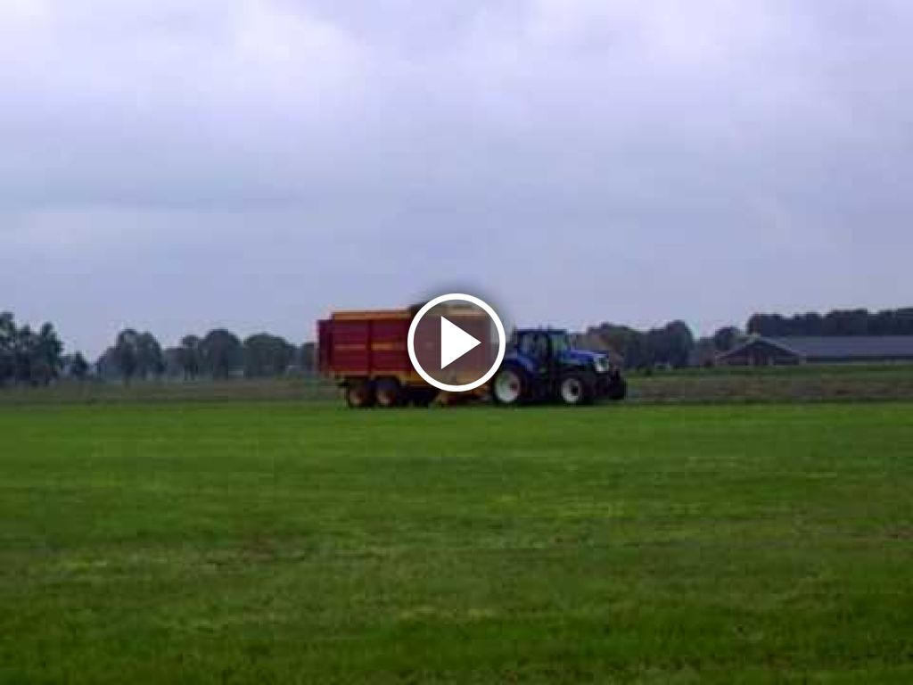 Video New Holland T 7060
