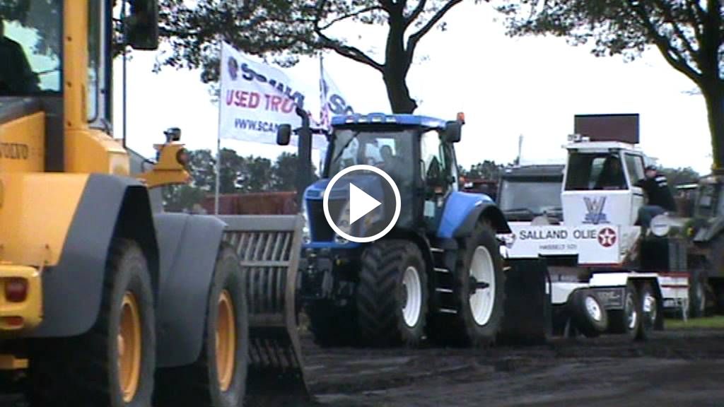 Wideo New Holland T 8010