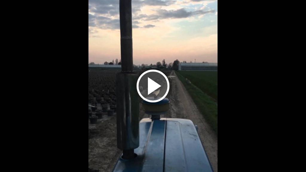 Video Ford 7000