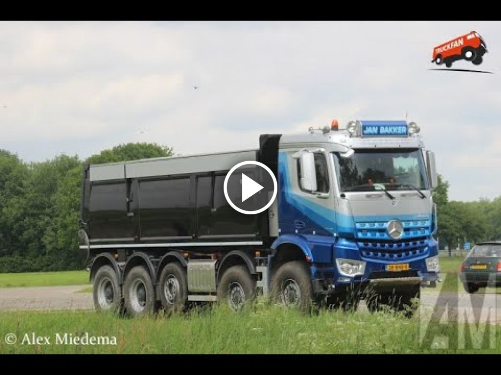 Vidéo Mercedes-Benz Meerdere