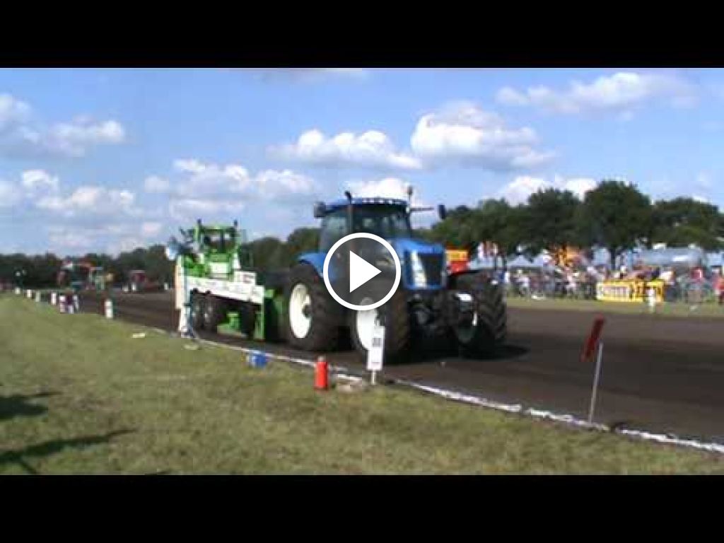 Video New Holland TG 230