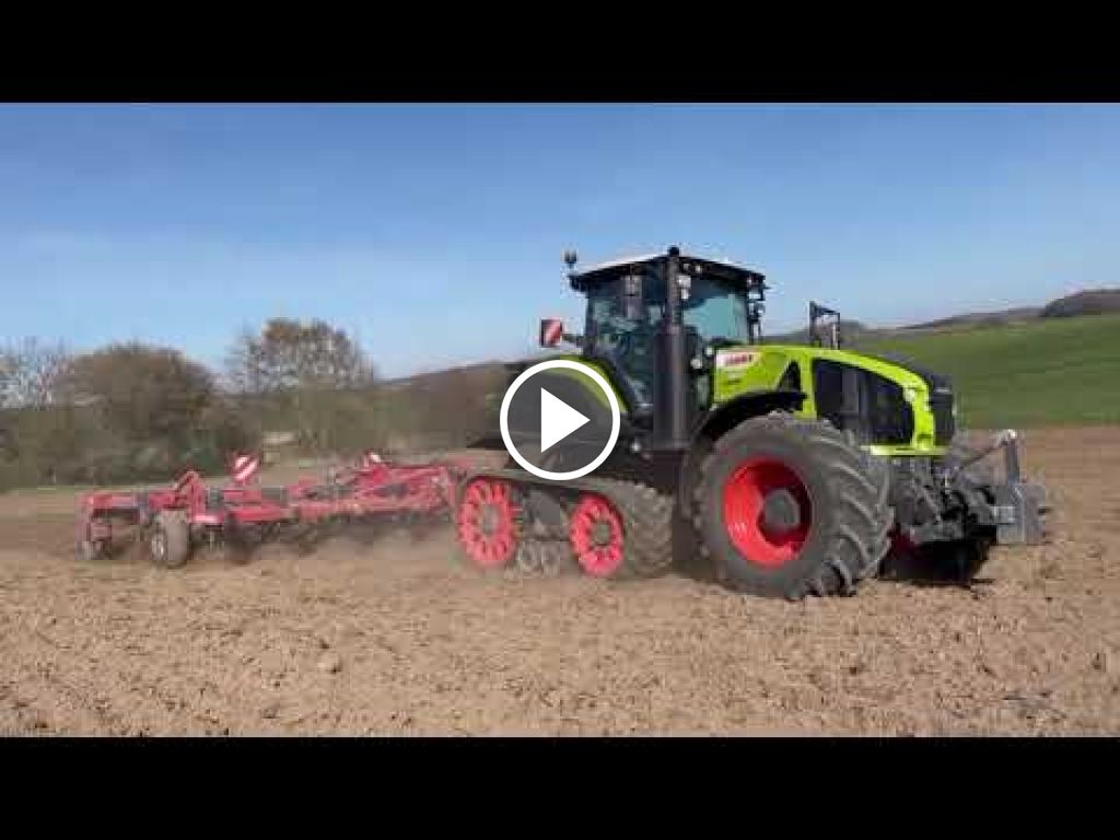 Wideo Claas Axion 960