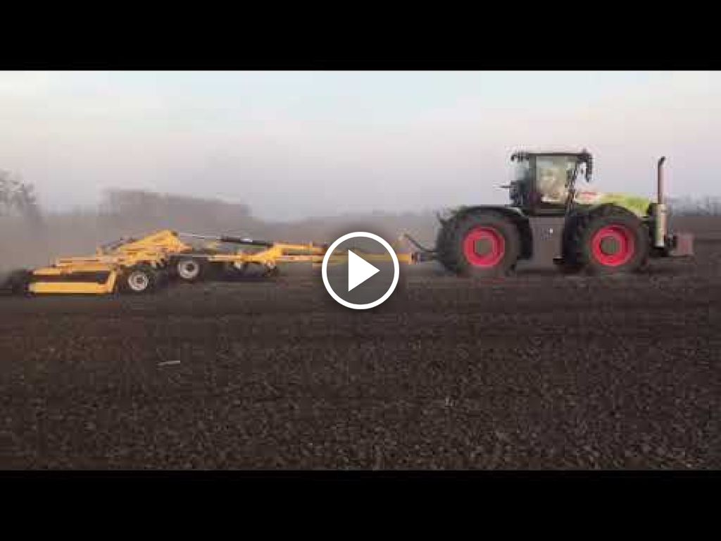 Video Claas Xerion 4000