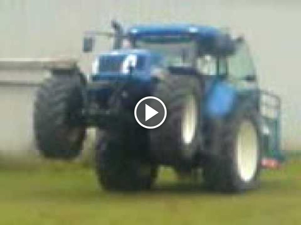 Wideo New Holland T 7550