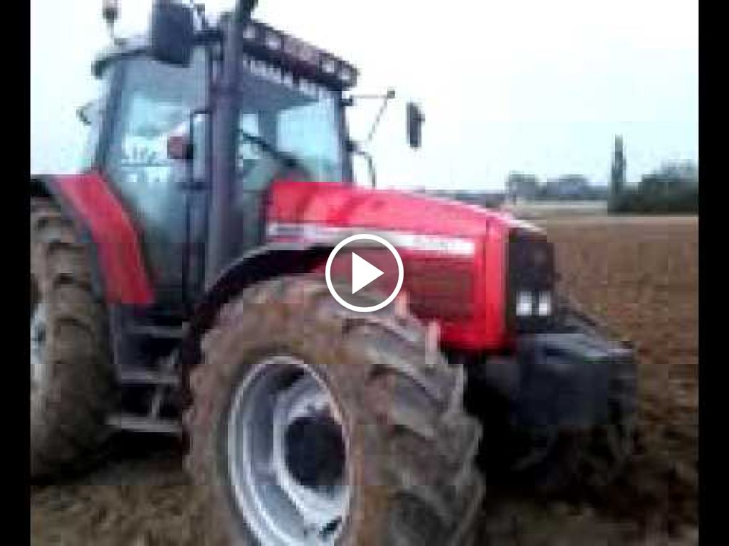 Wideo New Holland TM 115