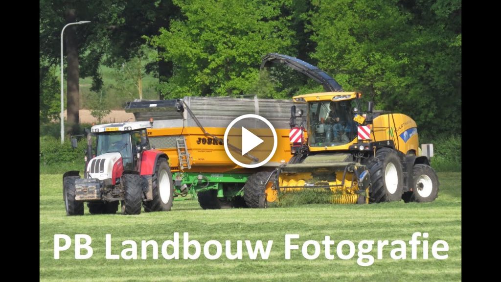 Vidéo New Holland FR 9060